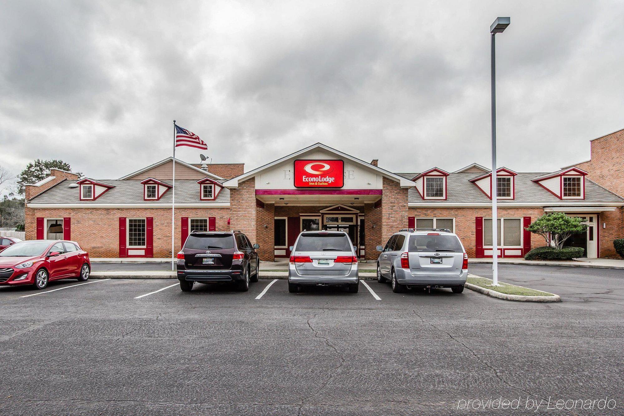 Econo Lodge Inn & Suites Enterprise Exterior photo